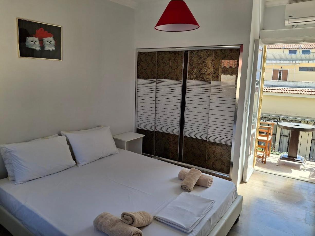 Nafpaktos Apartment And Studios In Port Phòng bức ảnh